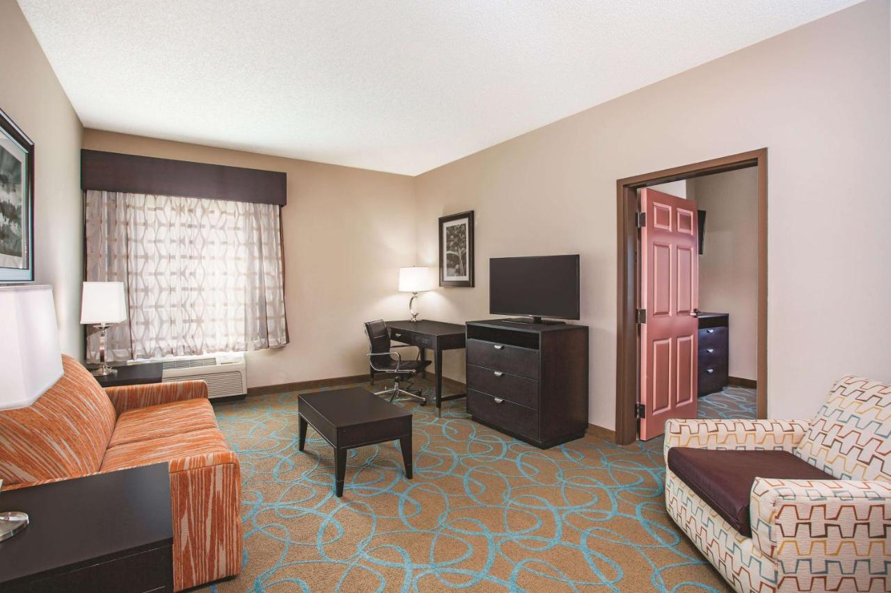 La Quinta By Wyndham Kingsland/Kings Bay Naval B Hotel Bagian luar foto