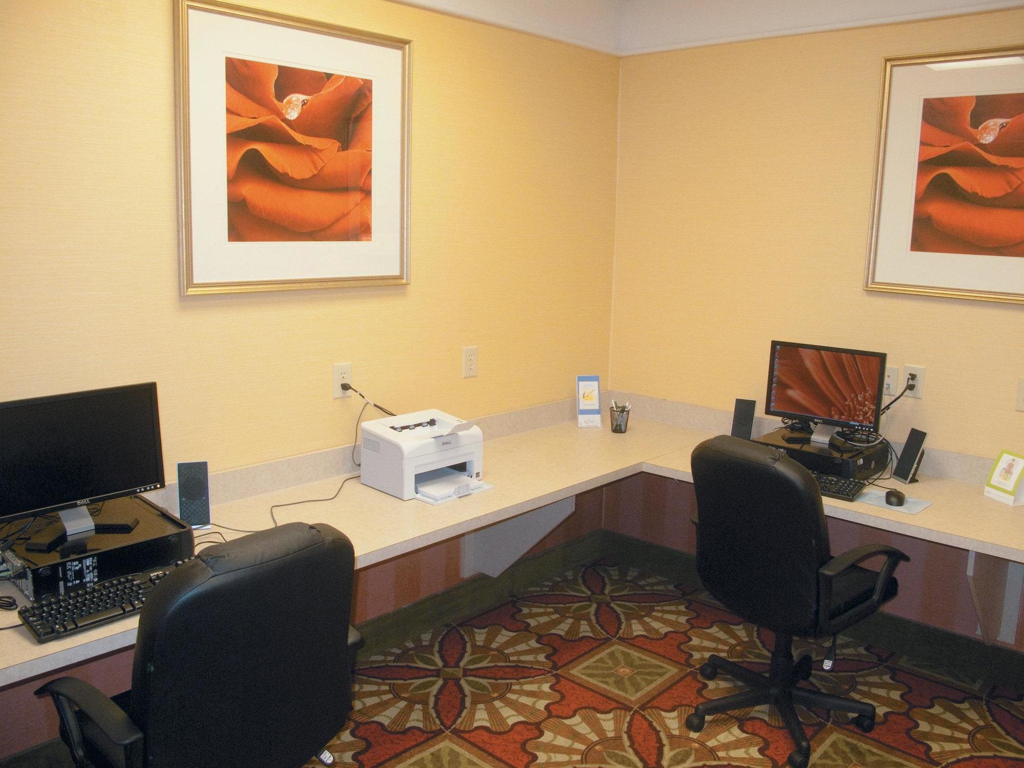 La Quinta By Wyndham Kingsland/Kings Bay Naval B Hotel Bagian luar foto